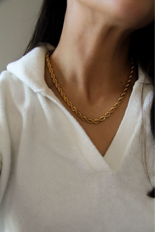 Medium Vintage Necklace
