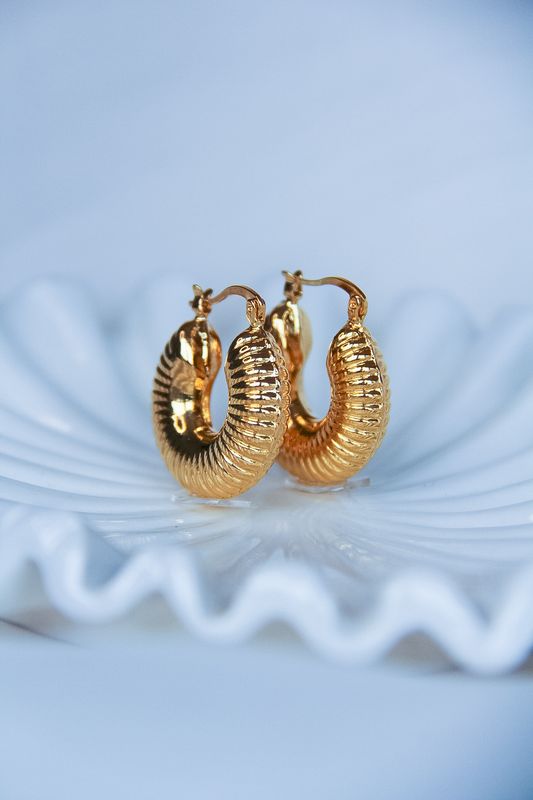 Modern Hoops