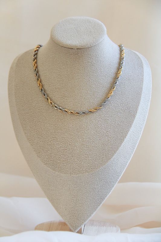 Vintage Necklace Mix White Rhodium And Plated Gold