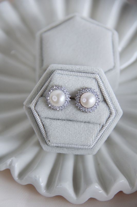 Stella’s Earrings