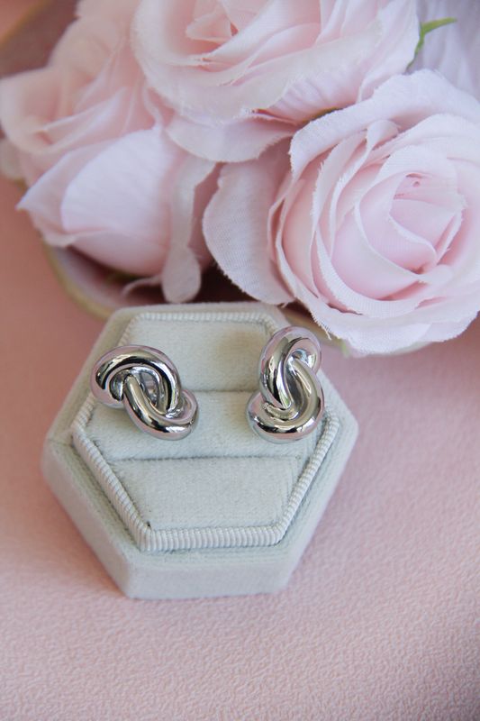 Knot Earrings