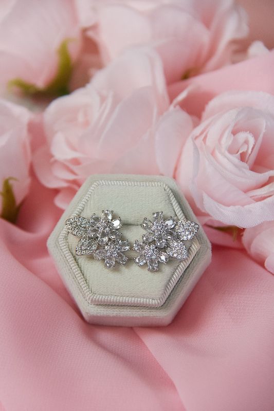 Flower Earcuff