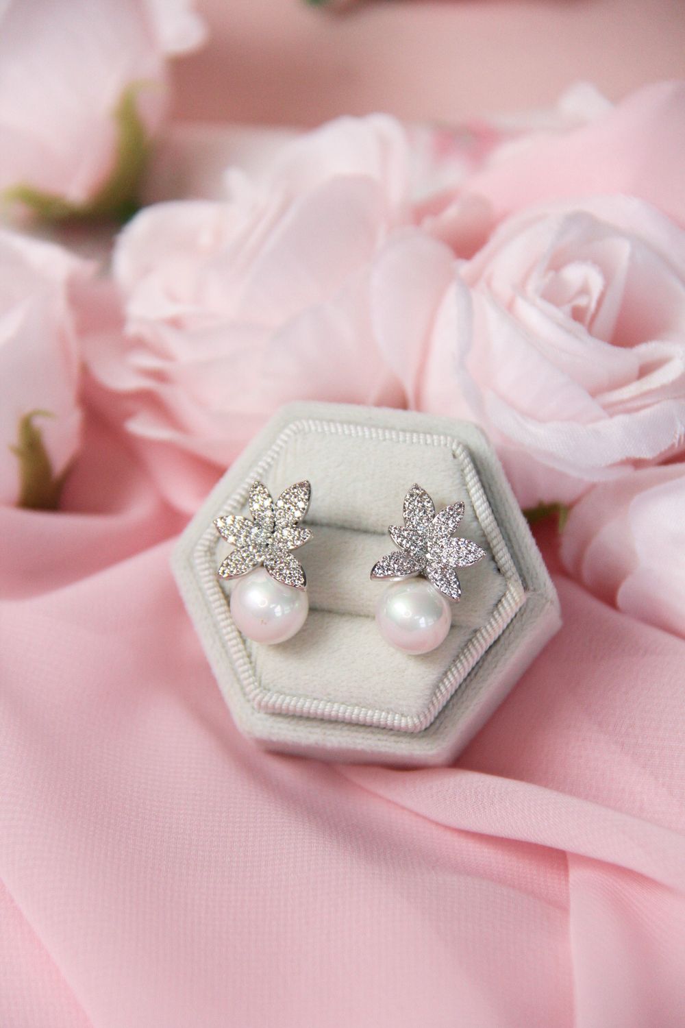 Jasmine’s Pearl Earrings
