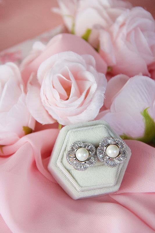 Isadora’s Earrings