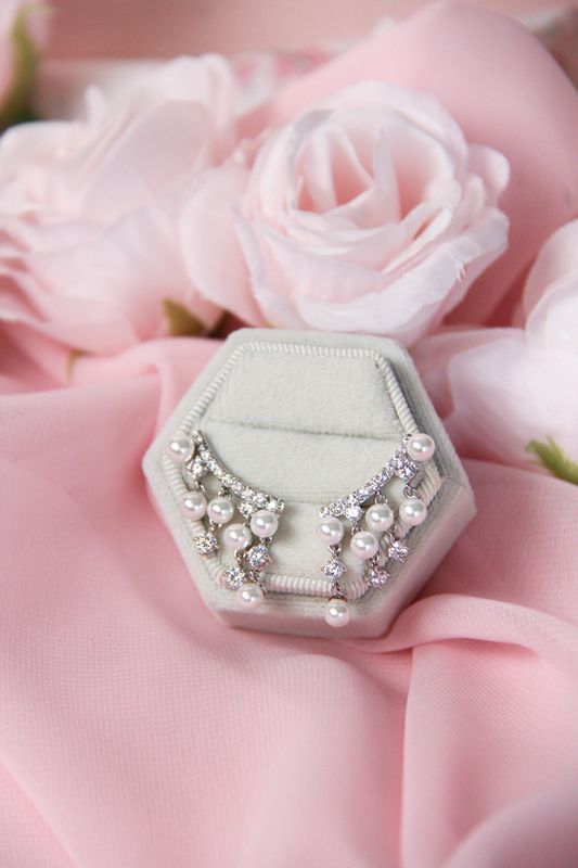 Dropping Pearl Earrings In White Rhodium
