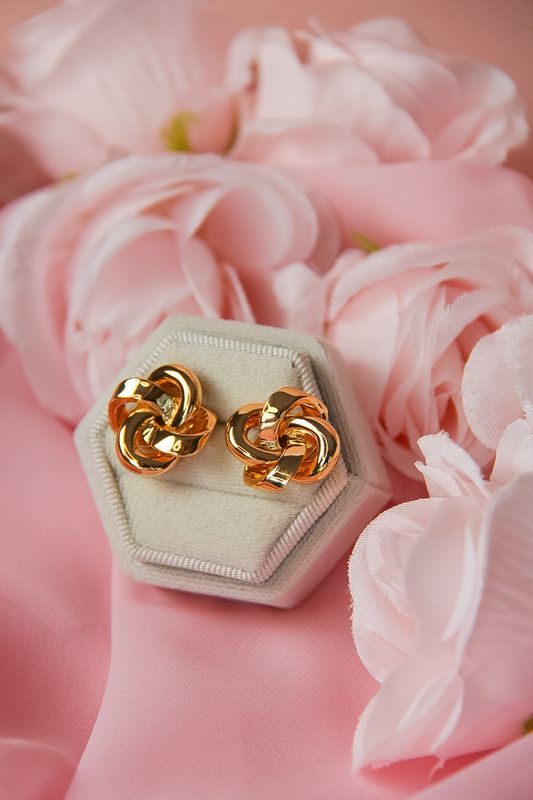 Knot Earrings