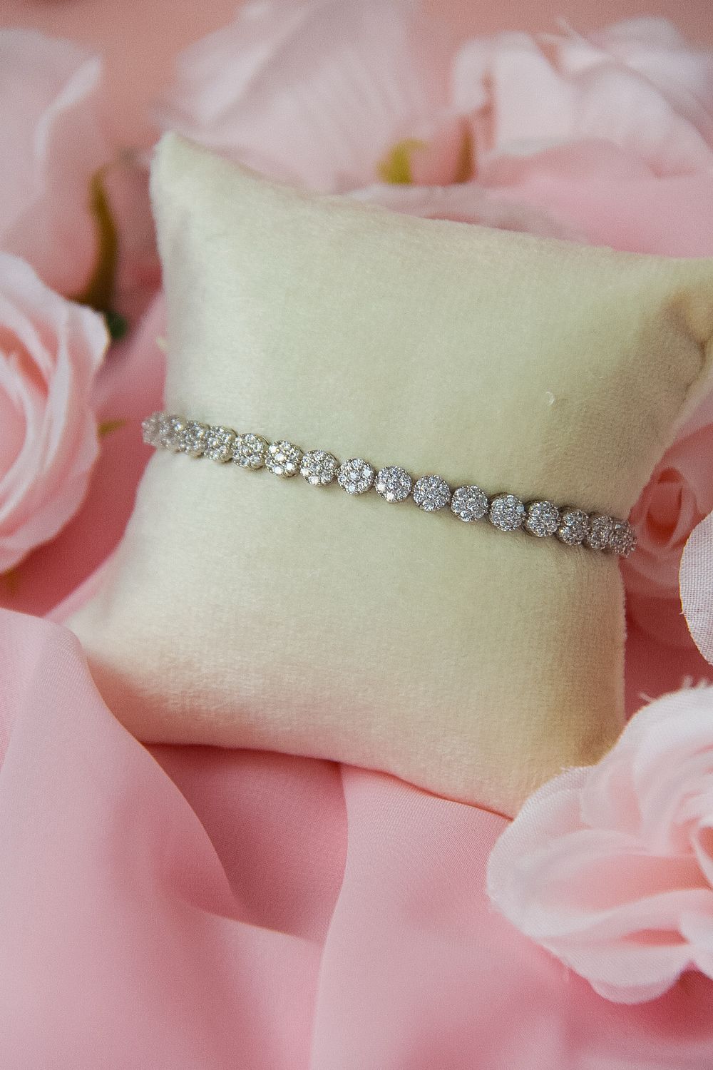 Delicate Flower Bracelet In White Rhodium