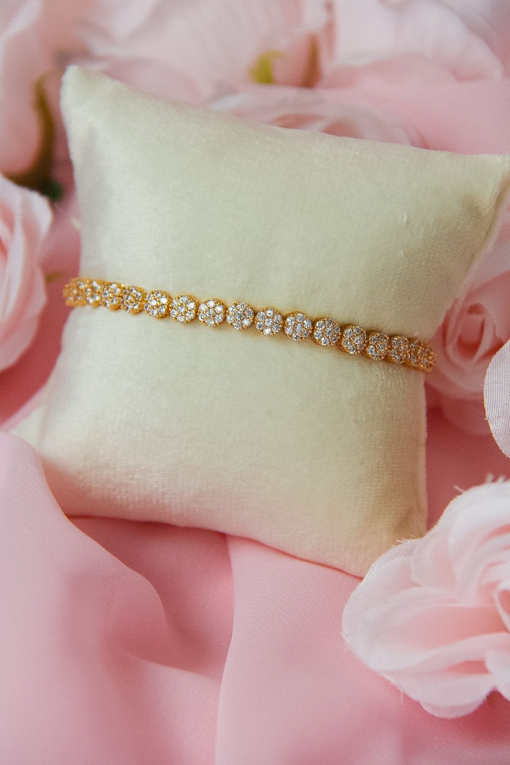 Delicate Flower Bracelet