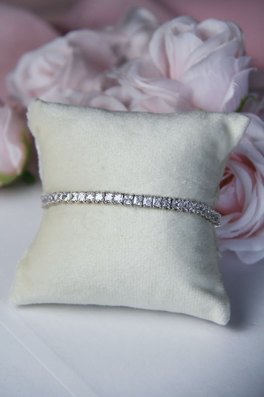 Classic Tennis Necklace