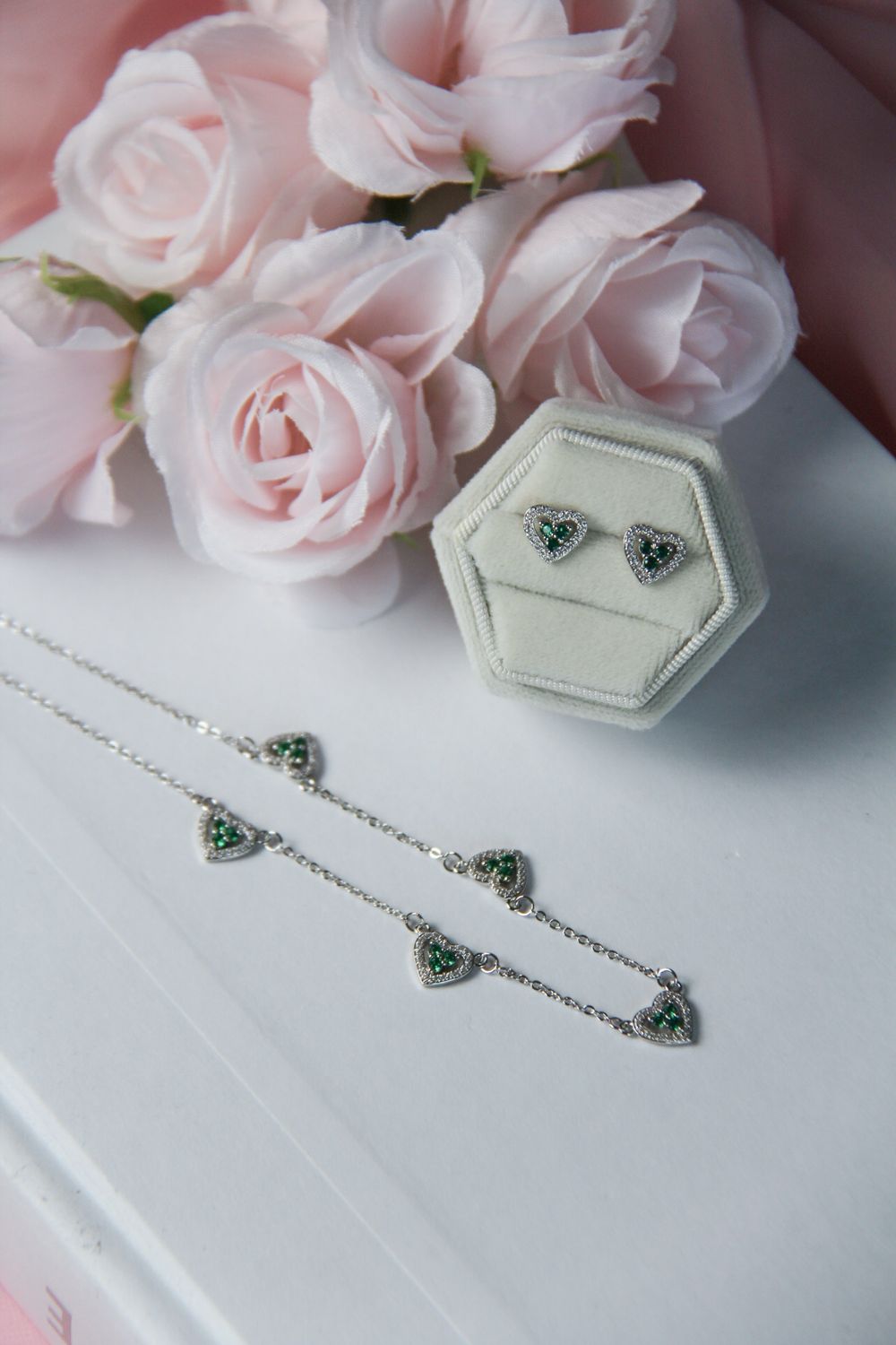 Heart Set In Green Emerald Zircon