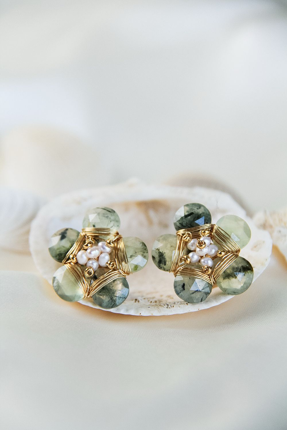 Thalia’s Earrings