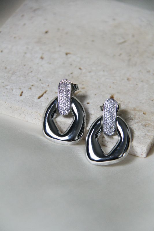 Juliet’s Earrings In White Rhodium