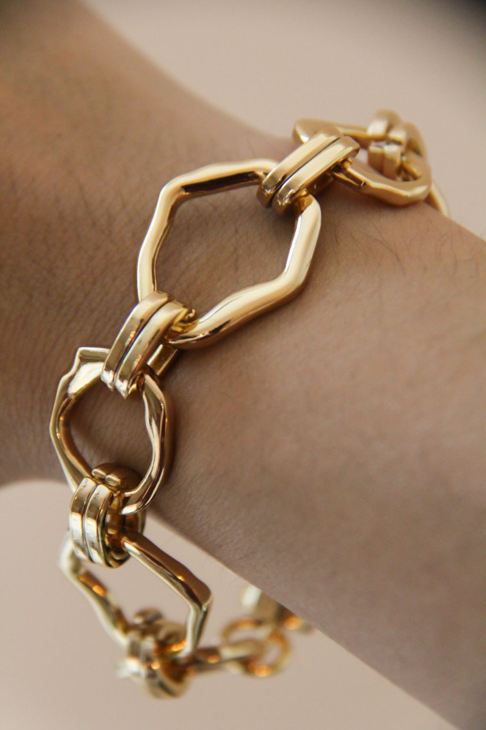 Luna’s Magnet Bracelet