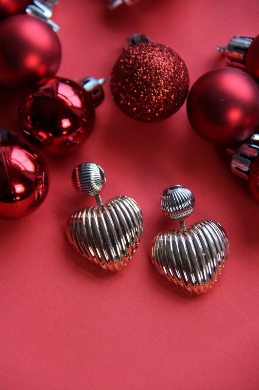 Minimalist Heart Earrings