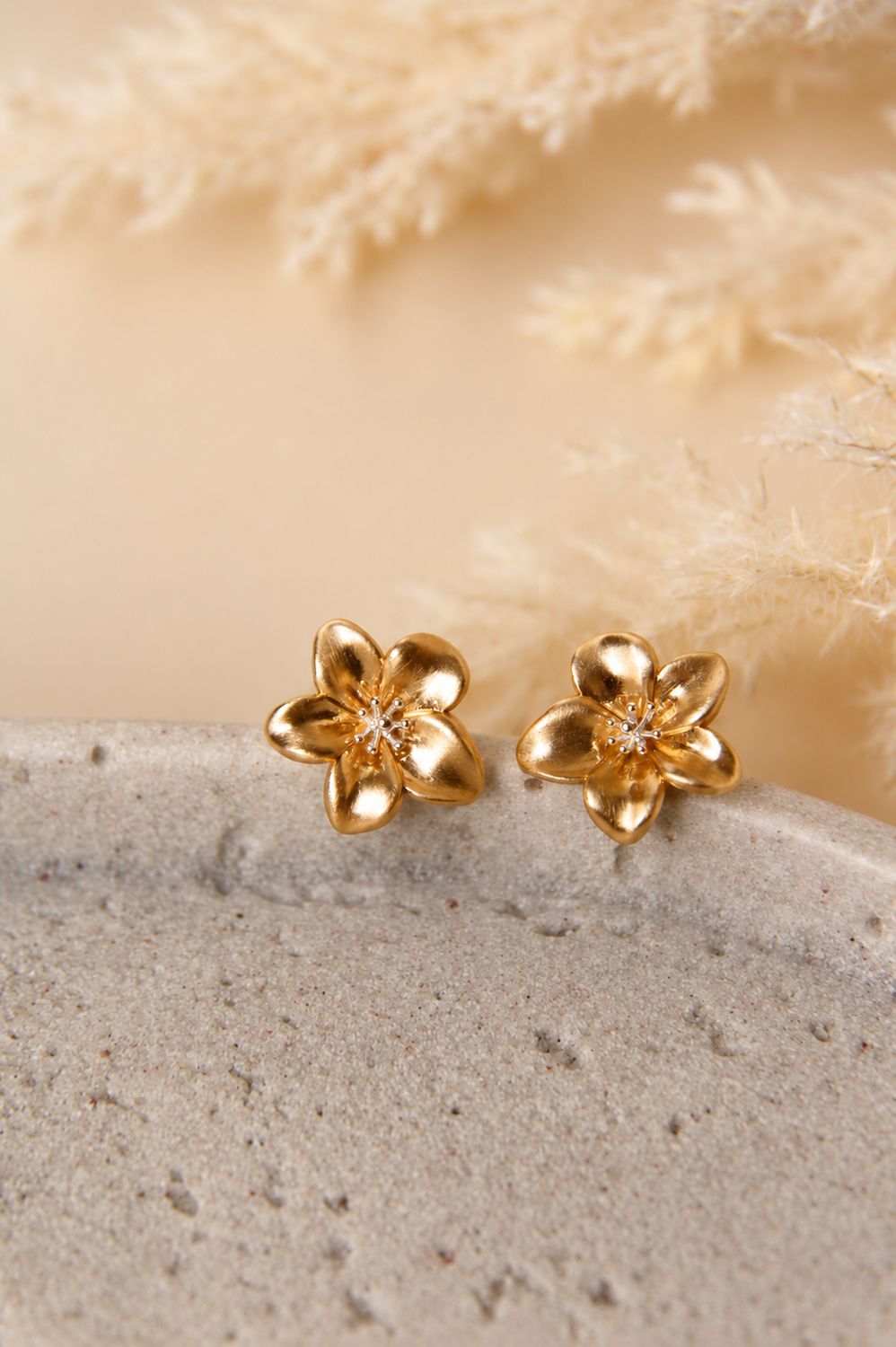 Matte Flower Earrings