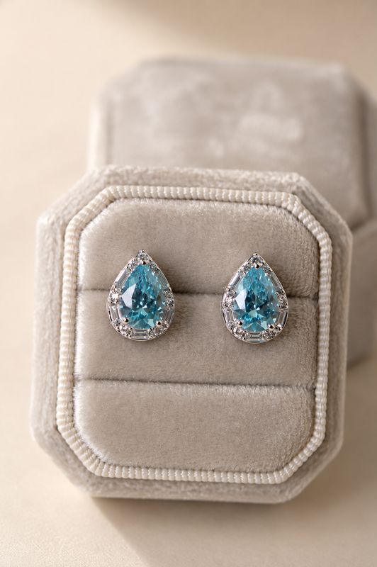 Mariana’s Earrings