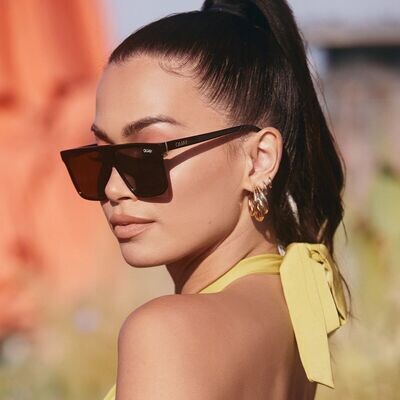 QUAY sunnies