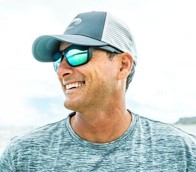 COSTA mens sunnies