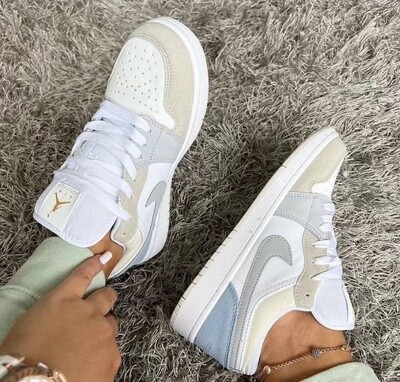 NIKE beige+grey AJ