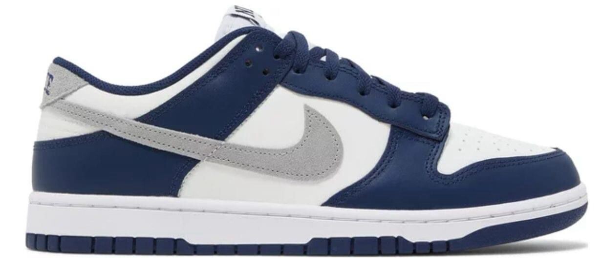 NIKE midnight navy