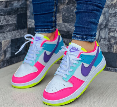 NIKE neon vibes