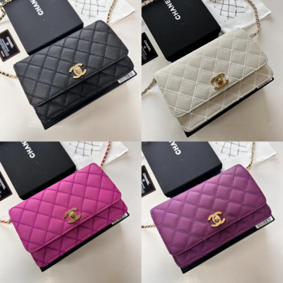 CHANEL chain crossbody