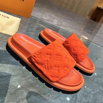 LV game day pillow slide