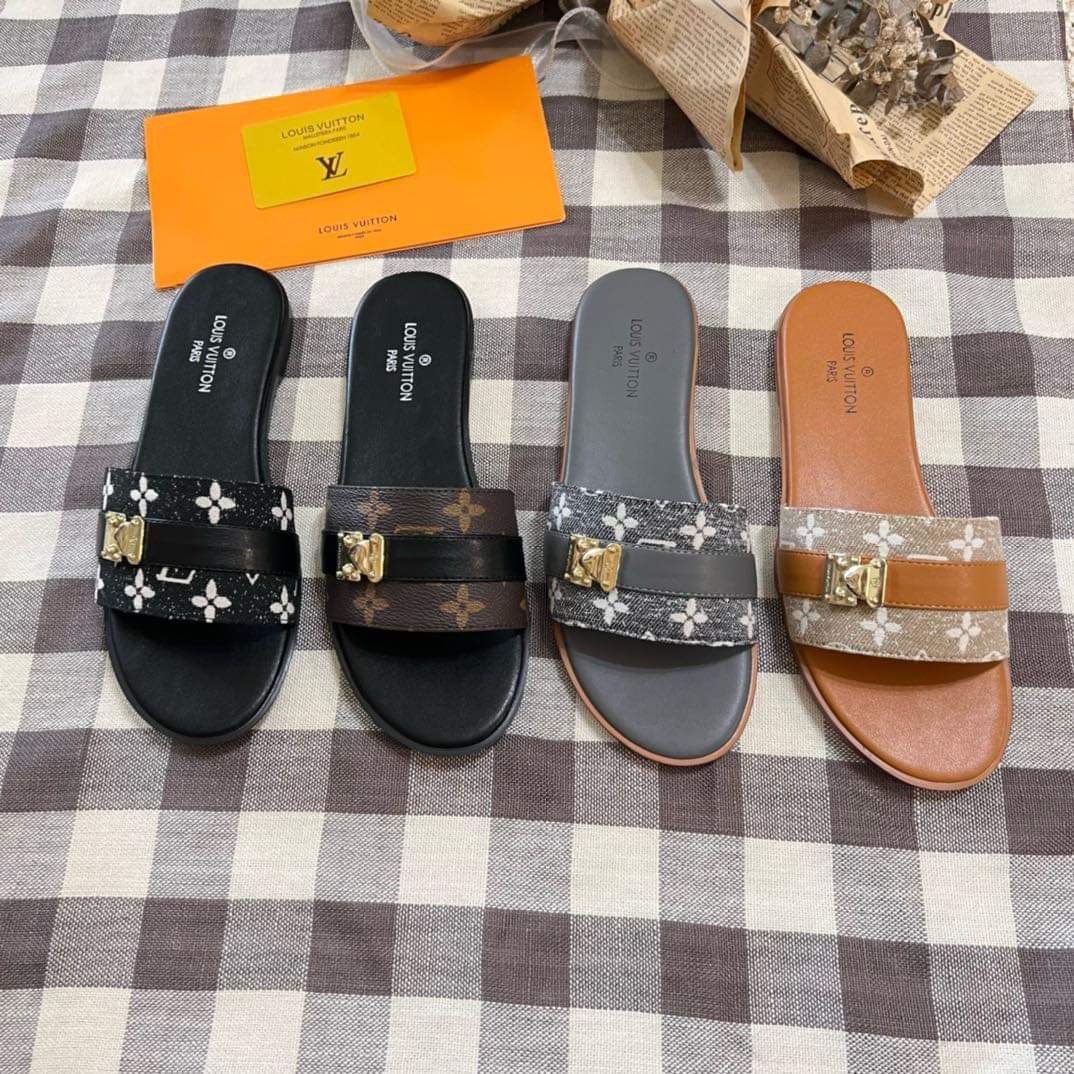 LV canvas buckle mule