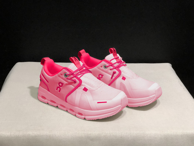 ONCLOUD triple pink | lil&#39; babes