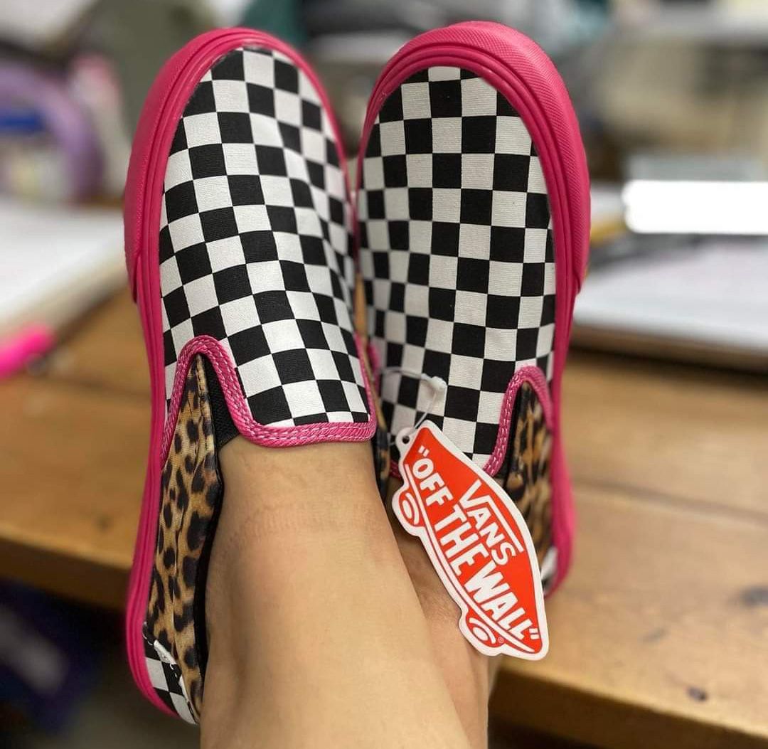 VANS wild checkered
