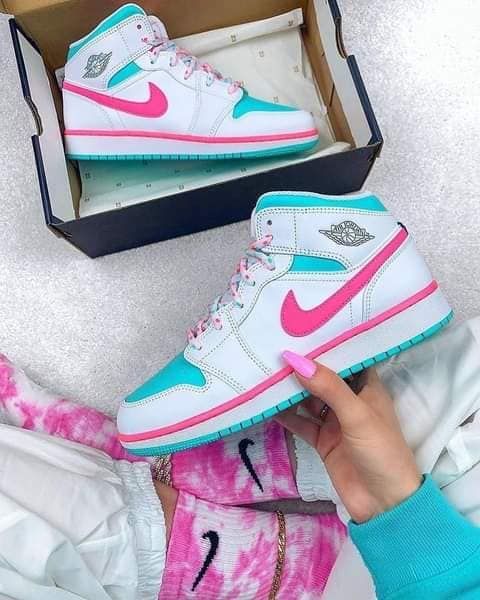 NIKE digital pink
