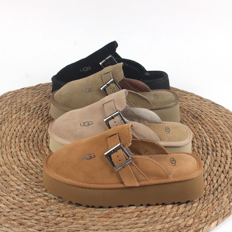 UGG iconic clog