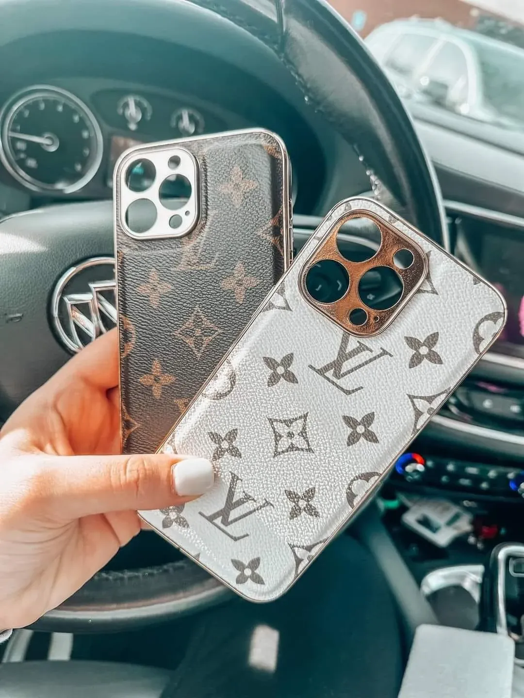 APPLE lv classic iphone case