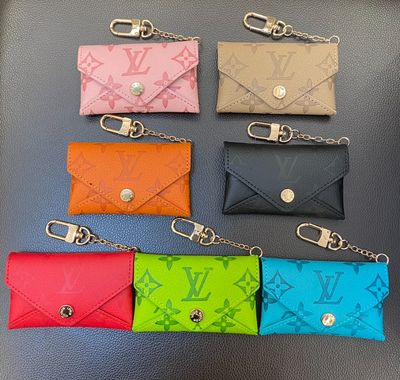 LV keychain cardholder