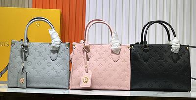 LV stardust on the go