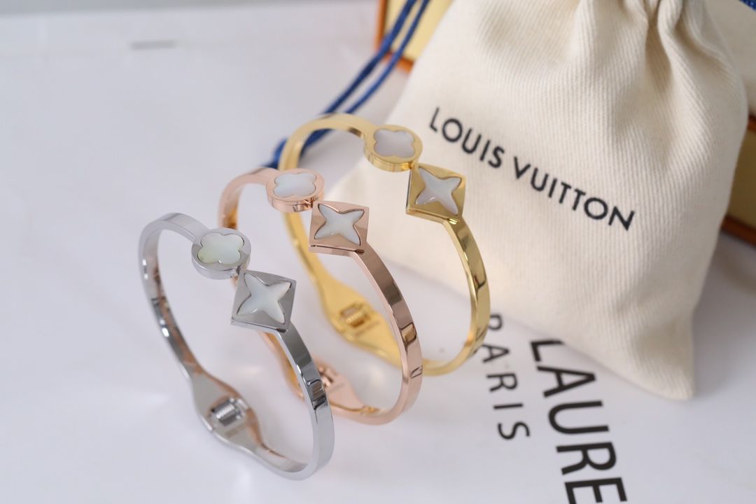 LV clover bangle