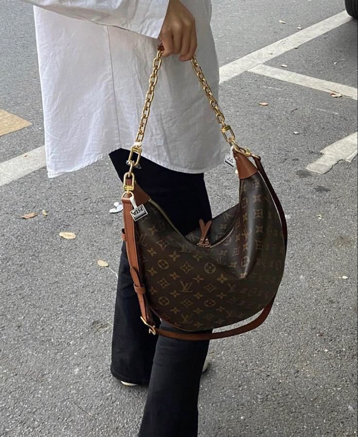 LV crescent mono hobo