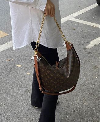 LV crescent mono hobo