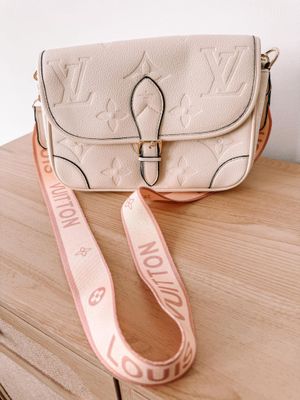 LV cream + pink diane