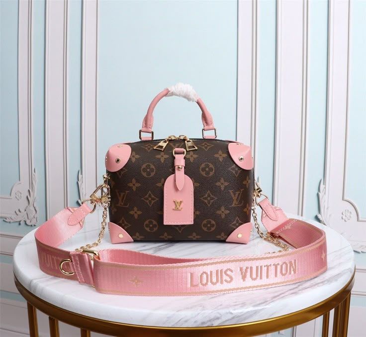 LV malle peach