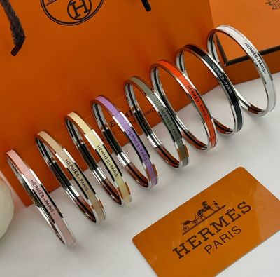 HERMES skinny bangle