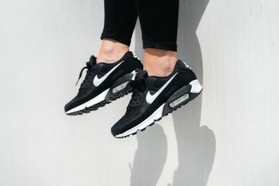 NIKE AM90 essential panda