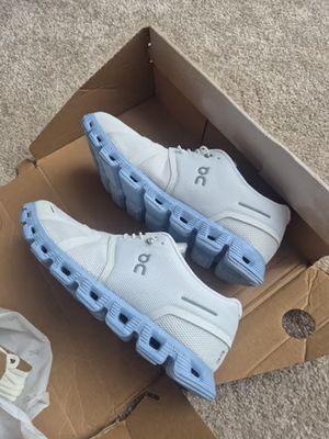 ONCLOUD blue sky