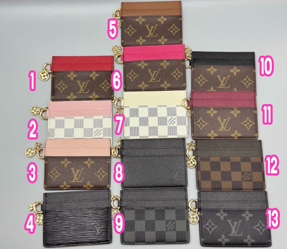 LV charms cardholder