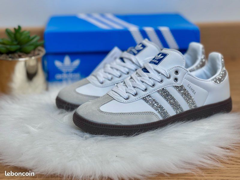 ADIDAS silver glitter