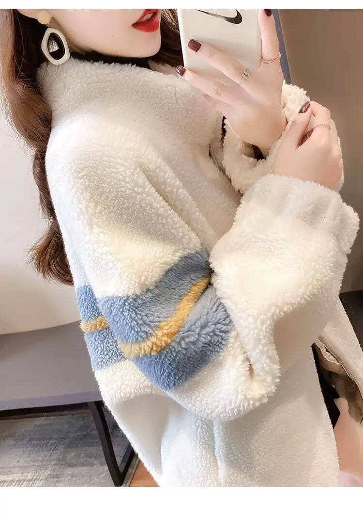 Lamb coat 2022 winter hoodie. Thickened. Women&#39;s loose medium length cardigan. Lamb wool coat