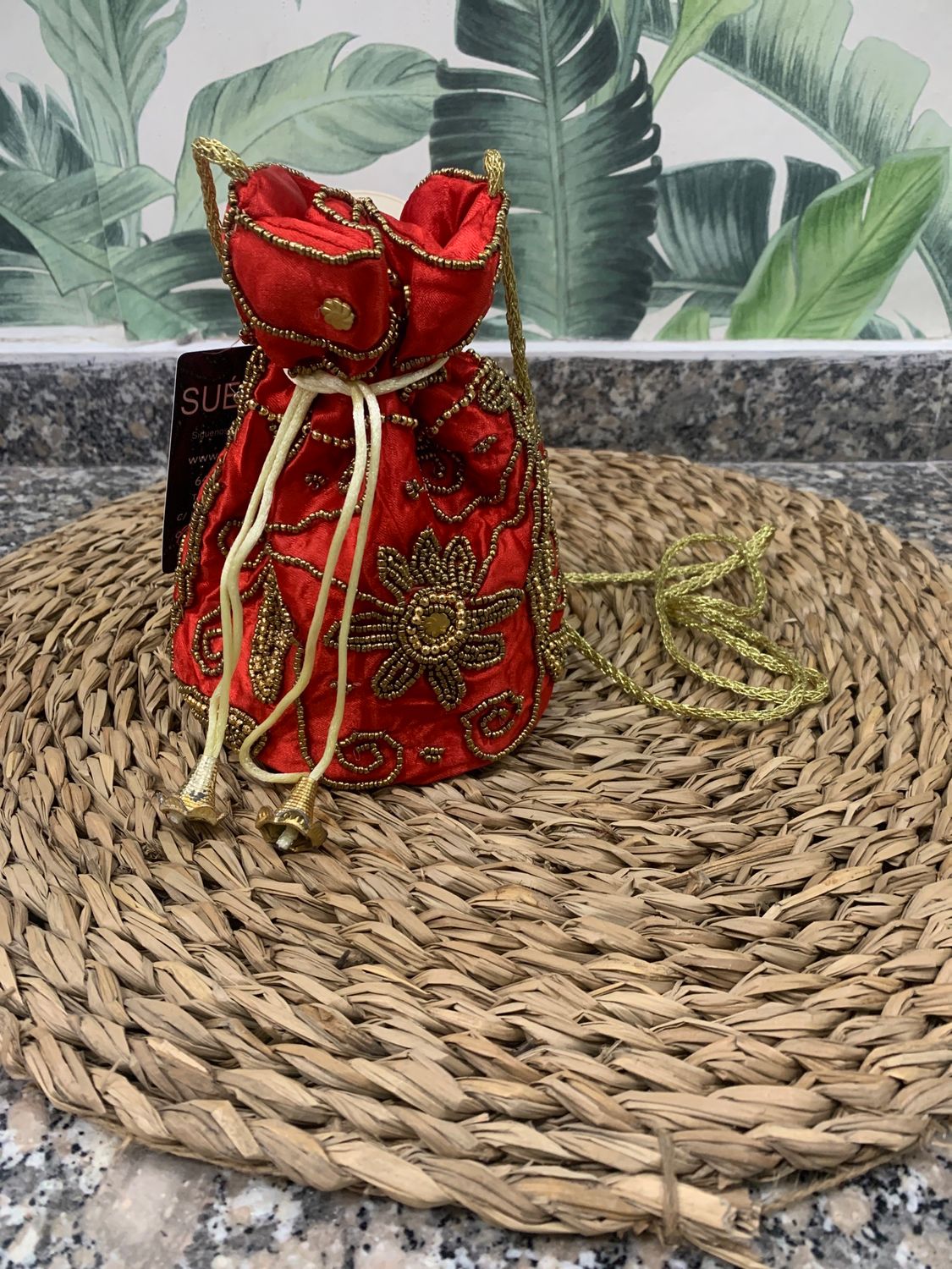 Bombonera roja