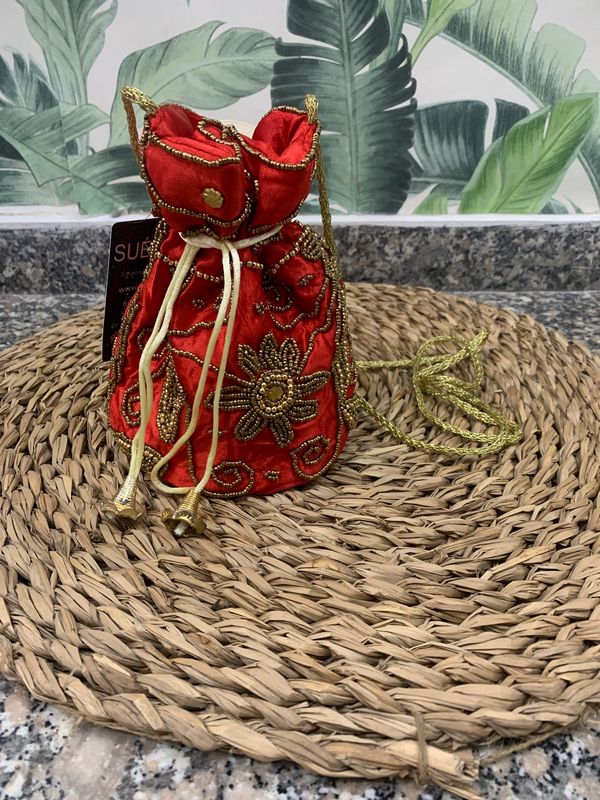 Bombonera roja