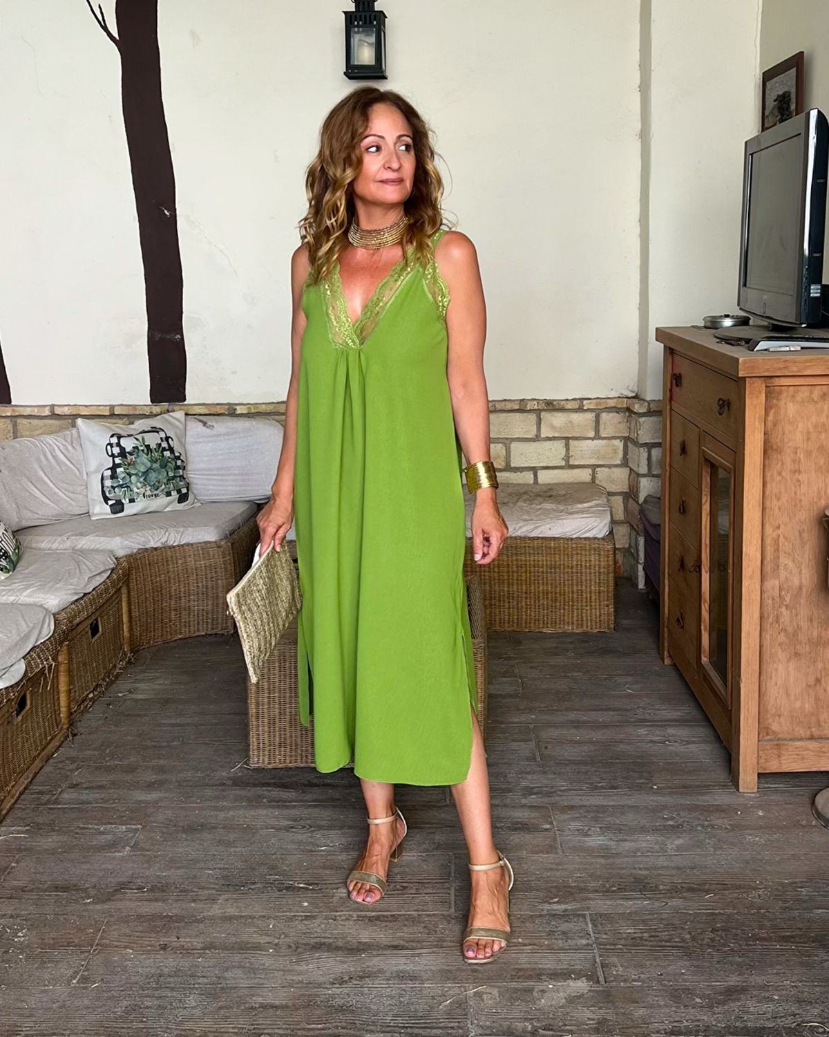 VESTIDO LENCERO pistacho