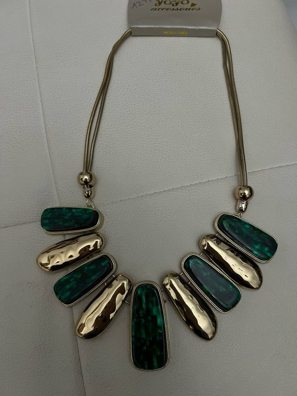 Collar